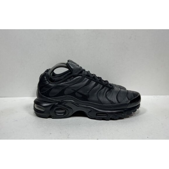 Nike Air Max Plus TN Men’s Size 8 Triple Black Leather Low Shoes AJ2029-001 - Picture 1 of 9